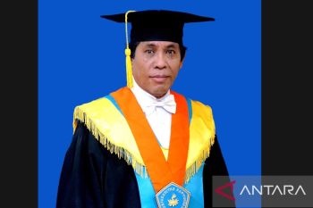 Pakar mikrobiologi Unopatti usulkan Dinkes awasi penjualan antibiotik tanpa resep di Maluku