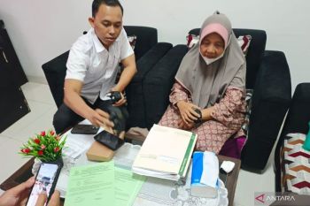 Tajuk ANTARA NTB - Mukena Lombok Barat dalam jerat tata kelola anggaran