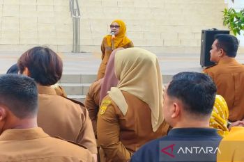 Sekretaris DPRD Banjarbaru pimpin apel perdana pegawai sekretariat