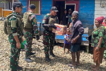 Satgas Yonif 112/DJ bersama warga lakukan kegiatan binter di Ilu