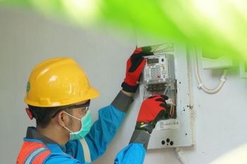 Bisa picu kebakaran, PLN Batam ingatkan warga tak ganti MCB sendiri