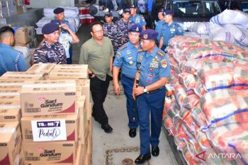 Akabri 1989 kirim bantuan logistik  kebutuhan pokok untuk korban bencana di Sumatera