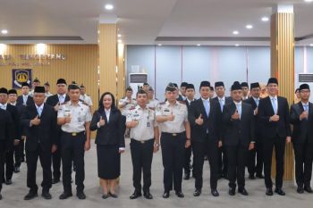 Kakanwil Dirjenim Banten lantik pejabat manajerial dan non nanajerial