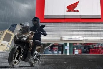 Tips dari Honda untuk perawatan motor saat cuaca hujan