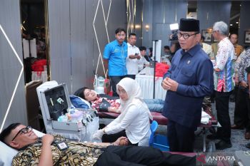 Mendes Yandri gagas gerakan donor darah dari desa untuk Indonesia