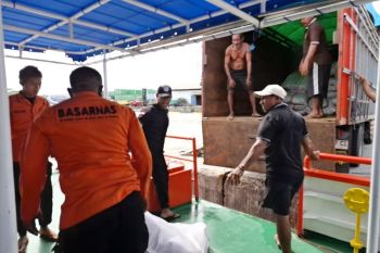 Pemprov Malut salurkan bantuan untuk korban banjir Halbar--Halut