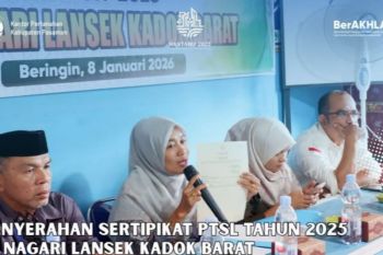 Kantor Pertanahan Pasaman serahkan sertipikat PTSL 2025 ke Nagari Lansek Kadok Barat