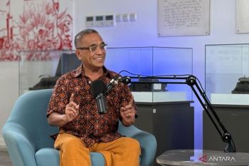 Cara asyik kenakan wastra untuk rayakan Lebaran di tahun 2026