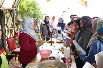 Pemkot Tangerang beri pelatihan ekonomi bertahap untuk 2.600 perempuan