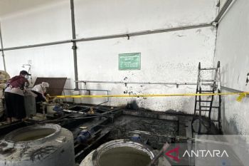 Pemkab Bogor segel sebuah pabrik diduga cemari lingkungan di Parungpanjang