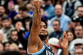 Jazz kalahkan Mavericks 116-114