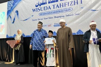 49 murid SDI Azhari Lebak Bulus diwisuda Tahfizh Qur'an