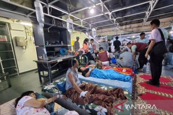 Bakamla RI bantu evakuasi lima korban banjir bandang Pulau Siau-Sitaro