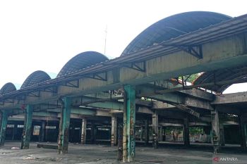 Pasar Induk Kramat Jati libatkan tim independen cek struktur gedung
