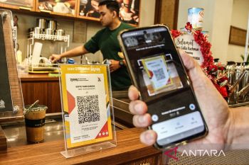 Transaksi QRIS ditargetkan tembus 17 miliar pada 2026