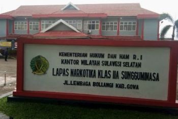 Napi Lapas Narkotika Sungguminasa bebas main ponsel, ini akibatnya