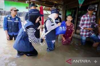 Ratusan paket bantuan disalurkan ke bencana banjir Kabupaten Banjar