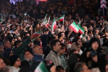 Protes di Iran meluas, Trump pertimbangkan serangan