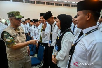 Kemenhaj: Petugas haji wajib berseragam saat puncak haji di Armuzna