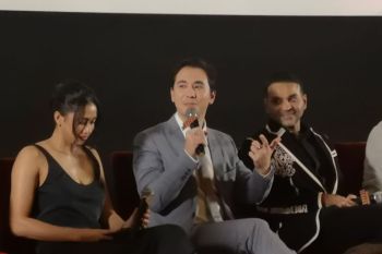 Jerome Kurnia dikira pilot asli saat syuting film Penerbangan Terakhir