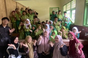 Sekolah desa sebagai pusat peradaban, Dosen UM Kalianda lakukan pengabdian di Lampung Selatan