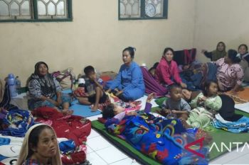 Seribuan warga di Tangerang mengungsi akibat banjir