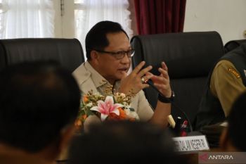 Pilkada lewat DPRD kembali mengemuka, Mendagri dan akademisi angkat suara