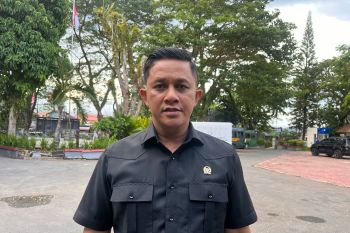 DPRD Ambon kawal instruksi pembatasanHP bagi pelajar