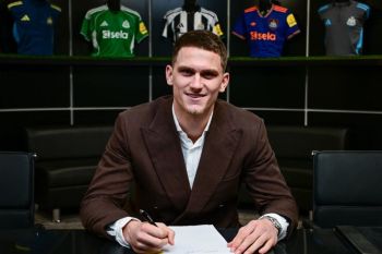 Sven Botman memperpanjang kontrak bersama Newcastle