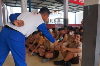 DAW edukasi pelajar SMP Negeri 1 Bitung peduli Keselamatan
