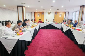 Harga turun 50%, industri pasir kuarsa Kepri minta penyesuaian kebijakan daerah