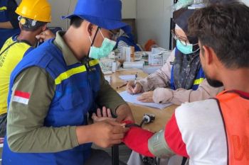 Relawan Kemenkes perluas layanan kesehatan gratis ke huntara&nbsp;Sumatera