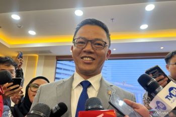 Menlu RI terus pantau situasi Iran, evakuasi WNI belum diputuskan