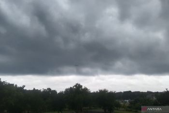 BBMKG perkirakan mayoritas objek wisata di Bali hujan hingga malam ini