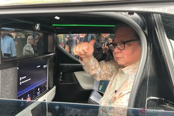 Menko Perekonomian dan KPK bahas 2 rancangan perpres imbas tarif Trump