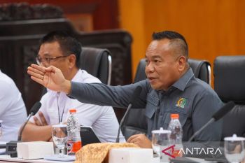 Komisi A DPRD Surabaya dorong penuntasan 239.277 KK DTSEN tak ditemukan