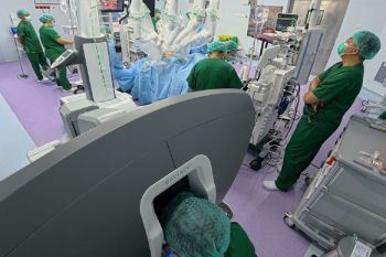 Dokter sebut teknologi robotik bisa bantu angkat tumor ginjal minim invasif