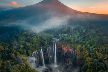 Pendapatan pajak wisata Air Terjun Tumpak Sewu di Lumajang naik 50 persen