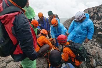 Tim SAR berhasil evakuasi korban hilang di Gunung Slamet