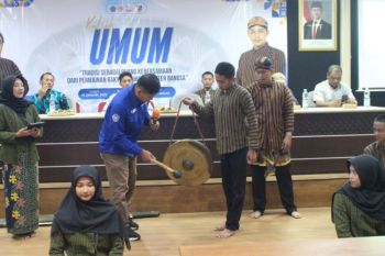 Penjas UMS Berbudaya: tradisi sebagai ruang kebersamaan dari permainan rakyat, lahirkan karakter bangsa