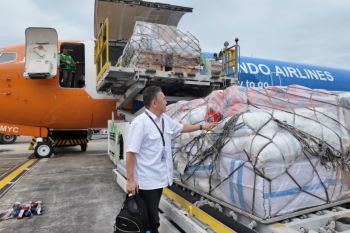 Indonesia's KSP delivers emergency aid to flood-hit Aceh