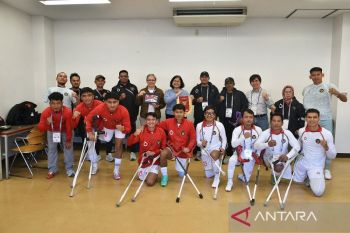 WNI padati stadion dukung Timnas Sepak Bola Amputasi RI di Jepang