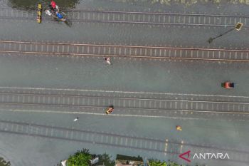 Banjir Pekalongan kembali naik, KAI batalkan perjalanan Argo Sindoro hingga Kaligung