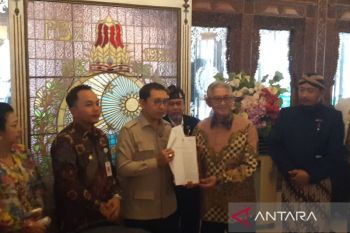 Menbud tunjuk Tedjowulan sebagai pelaksana Keraton Surakarta
