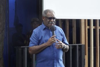 Pemkot Jayapura minta masyarakat lebih peduli terhadap sampah