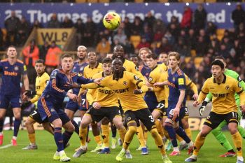 Newcastle ditahan imbang Wolves 0-0