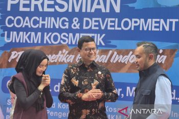 Kepala BPOM sebut pola orang tua angkat kunci UMKM obat-makanan naik kelas