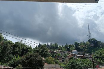 BMKG sebut enam wilayah di Sulut berpotensi hujan lebat dan angin kencang