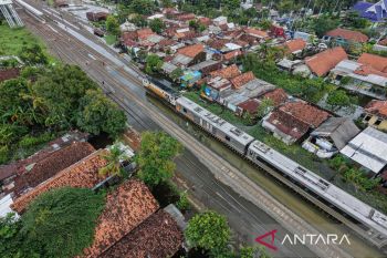 Jalur rel Pekalongan&ndash;Sragi kembali dilalui kereta api dengan kecepatan terbatas