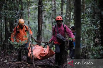 Penyebab insiden pesawat ATR 42-500 diinvestigasi KNKT